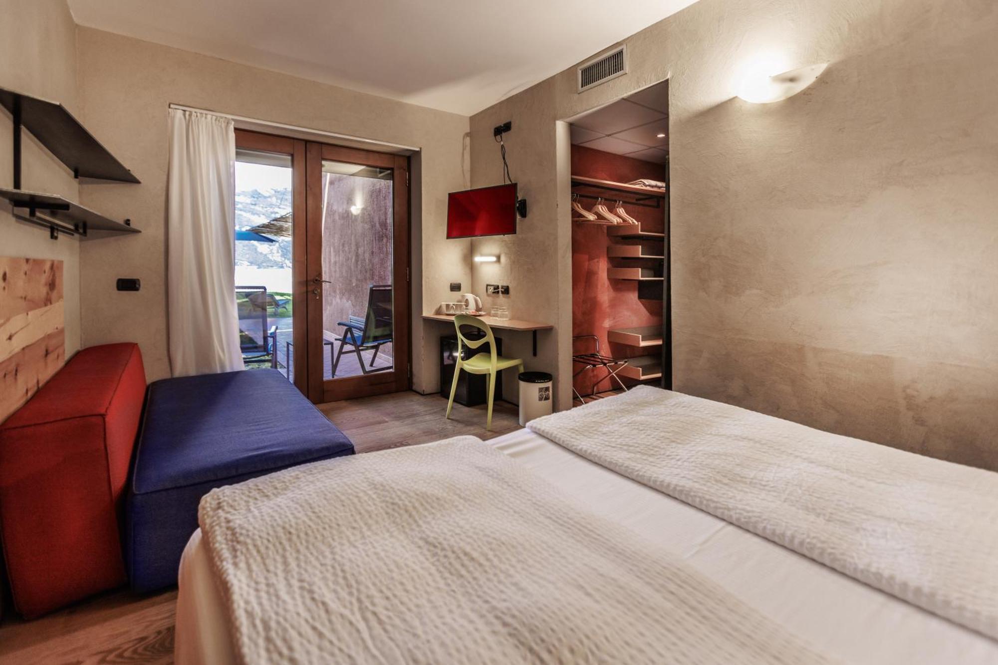 Ambienthotel Primaluna Malcesine Exterior photo