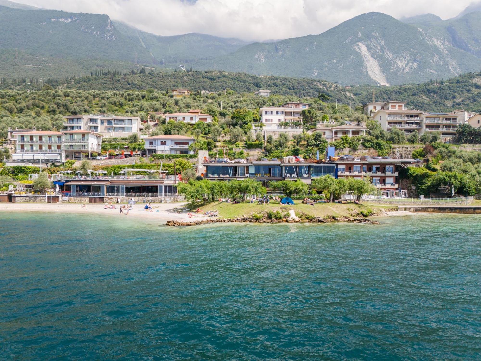 Ambienthotel Primaluna Malcesine Exterior photo