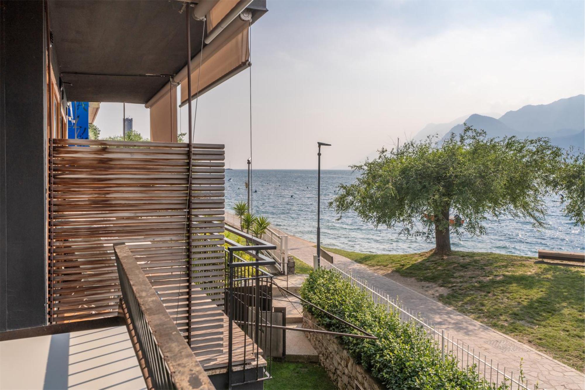 Ambienthotel Primaluna Malcesine Exterior photo